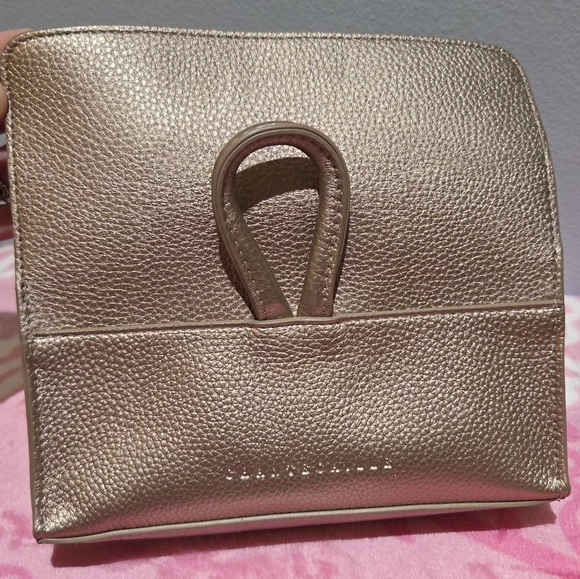 Chantecaille Metallic Gold Loop Lock Wristlet - Picture 10 of 10
